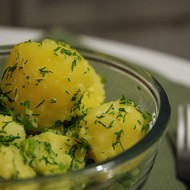 Картофель под соусом бешамель и картофель по-домашнему