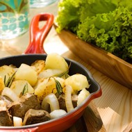 Картофель с огуречной травой