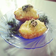 Картофель, запеченный с цветной капустой и брокколи