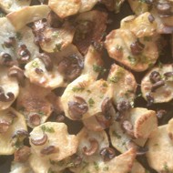 Картофель, запеченный с шампиньонами