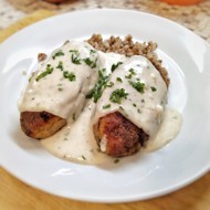 Картофельно-рыбные котлеты с кинзой