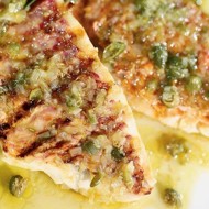 Кефаль под лимонно-апельсиновым соусом