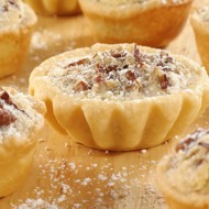 Кексы с грецкими орехами и крыжовником