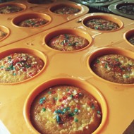 Кексы творожные с изюмом