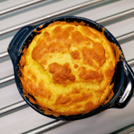 Кето-кекс с чесноком