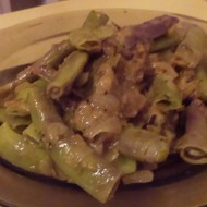 Киджбек с фасолью