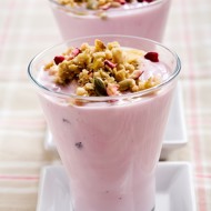 Клюквенные мюсли с йогуртом