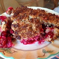 Клюквенный крамбл с мюсли