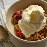 Клубничный крамбл