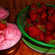 Клубничный воздушный десерт