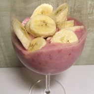Клубнично- малиновый смузи