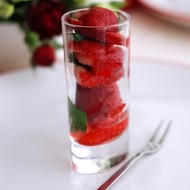 Клубника в бальзамическом уксусе