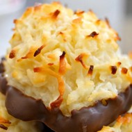 Кокосовые макарон со сгущенным молоком