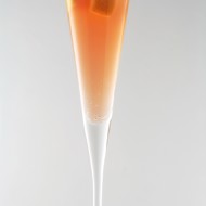 Коктейль из шампанского с коньяком