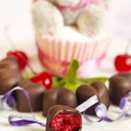 Коктейльная вишня в шоколаде