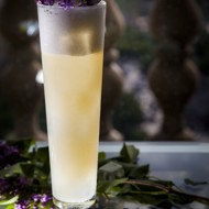 Коктейль «Силуэт нежности» от шеф-бармена Mercedes bar Артема Аверина