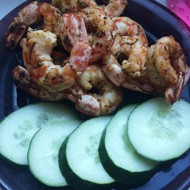 Королевские креветки с чесноком и зеленью