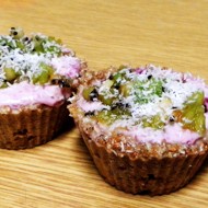 Корзиночки с творогом и фруктами