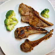 Котлета из барашка на кости в пикантном маринаде