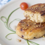 Котлеты из чечевицы с горчичным соусом