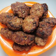 Котлеты из домашнего фарша в сухарях