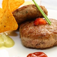 Котлеты из индейки с зеленью и чесноком