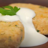 Котлеты из тунца и фасоли