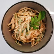 Коулсло с соусом цахтон