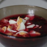 Крапивные щи со свеклой