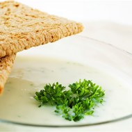 Крем-суп из цветной капусты с пармезаном