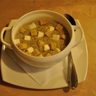 Крем-суп из шампиньонов на курином бульоне