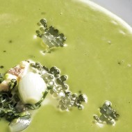 Крем-суп из зеленого горошка с тапиокой