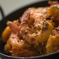 Креветки в апельсиновой глазури и кунжуте