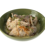 Кролик в сметане