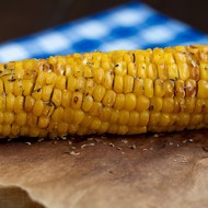 Кукуруза на гриле с орегано