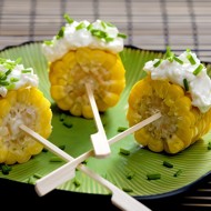 Кукуруза в початках с фетой и мятой