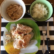 Курица на гриле с пряным яблочно-грушевым соусом