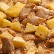 Курица с ананасами и лаймом