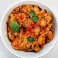 Курица с грибами в сливочном соусе