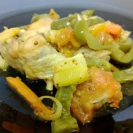 Курица с овощами в кисло-сладком соусе