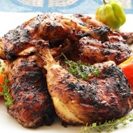 Курица в ямайском маринаде джерк