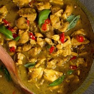 Курица в зеленом соусе