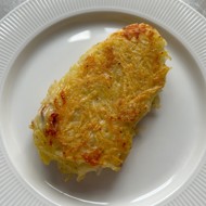 Куриная грудка в картофеле