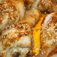 Куриные окорочка в маринаде из сушеных томатов