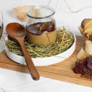 Куриный паштет с желе из вина