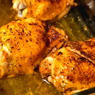 Куриные бедра в духовке в фольге