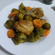 Куриные голени в рукаве с овощами