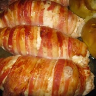 Куриные грудки  фаршированные сыром