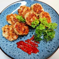 Куриные котлеты с беконом