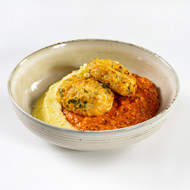 Куриные котлеты в духовке с перечным соусом